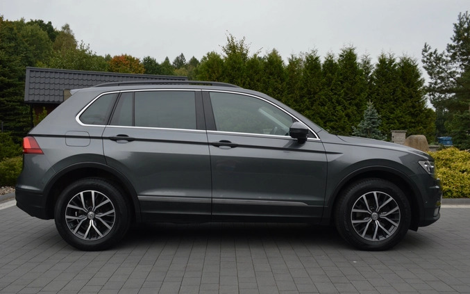 Volkswagen Tiguan cena 94700 przebieg: 196554, rok produkcji 2019 z Piechowice małe 781